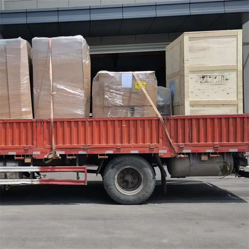 东凤镇七叉镇物流：多元运输服务探索