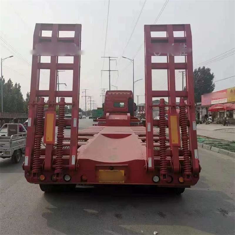 东凤镇锦江区物流：多元运输服务探索